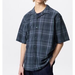 NWT Uniqlo Blue Plaid Button Down Short Sleeve Shirt